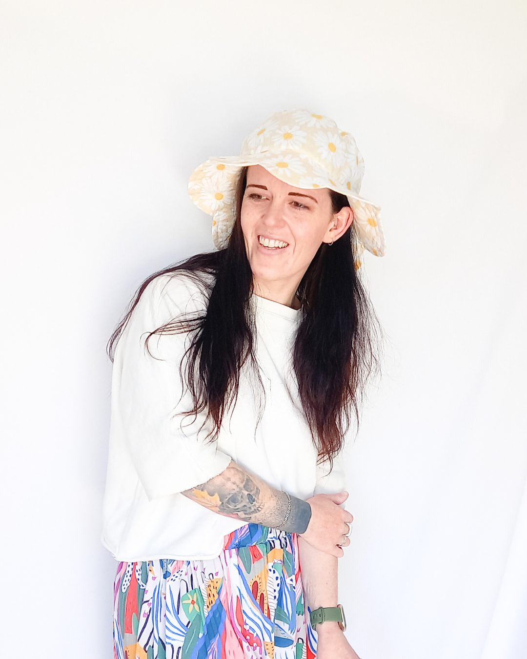 Yellow daisy women's sunhat