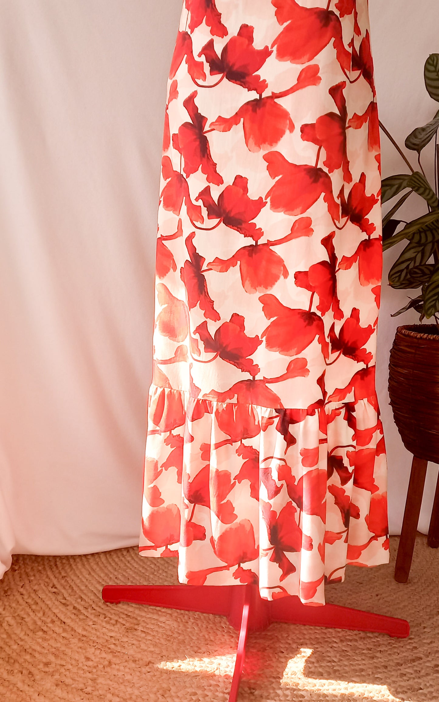 Red poppy rental dress - size 10