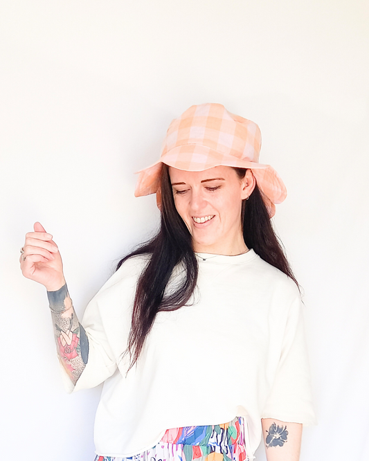 Melon gingham women's sunhat