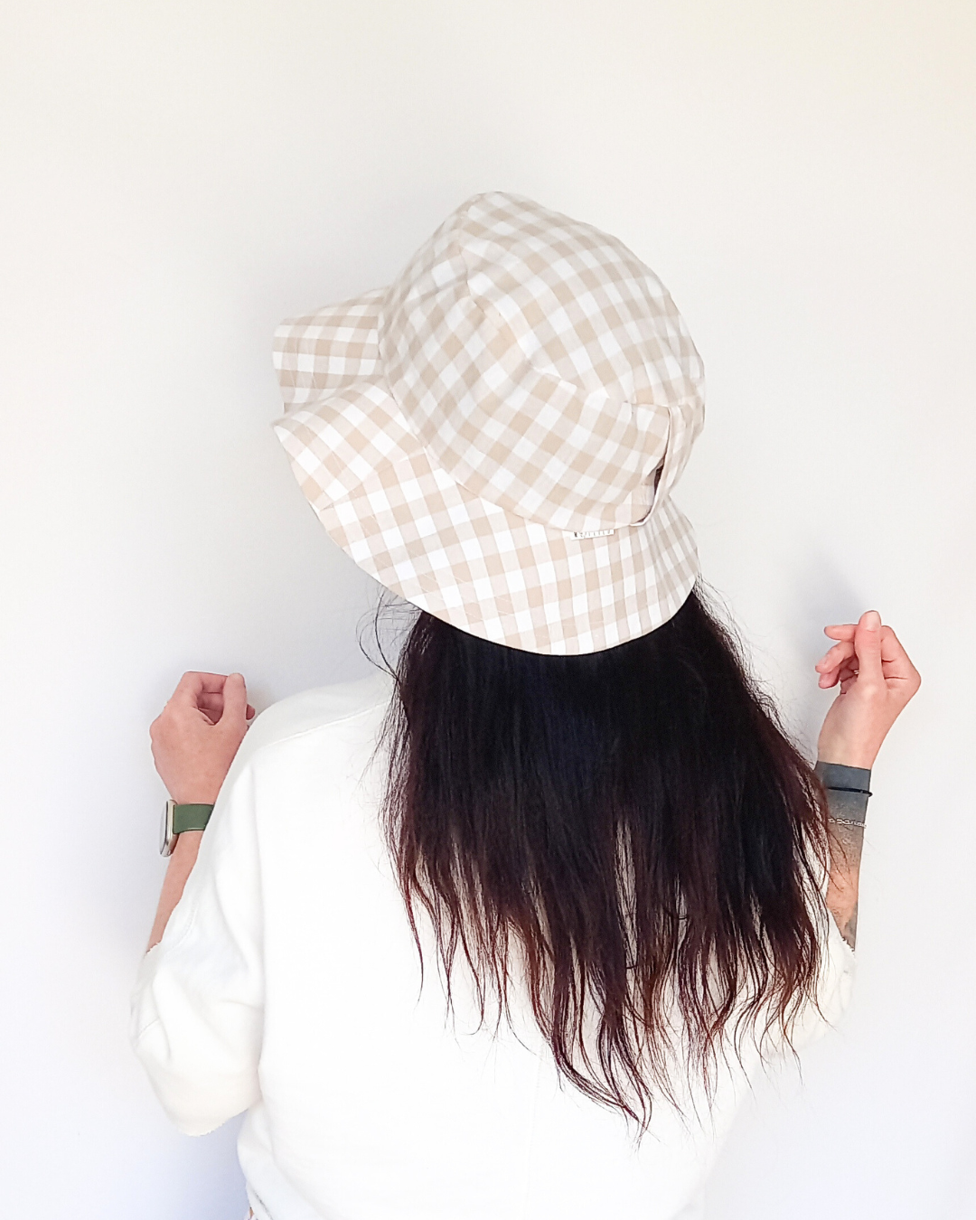 Taupe gingham women's sunhat
